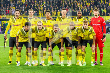 2022-10-11 - Team of Borussia Dortmund during the UEFA Champions League, Group G football match between Borussia Dortmund and Sevilla FC on October 11, 2022 at Signal Iduna Park in Dortmund, Germany - FOOTBALL - CHAMPIONS LEAGUE - BORUSSIA DORTMUND V SEVILLA - UEFA CHAMPIONS LEAGUE - SOCCER