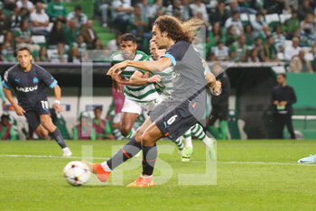 2022-10-12 - Matteo Guendouzi of Olympique Marseille scores a goal 0-1 during the UEFA Champions League, Group D football match between Sporting CP and Olympique de Marseille on October 12, 2022 at Jose Alvalade stadium in Lisbon, Portugal - FOOTBALL - CHAMPIONS LEAGUE - SPORTING V MARSEILLE - UEFA CHAMPIONS LEAGUE - SOCCER