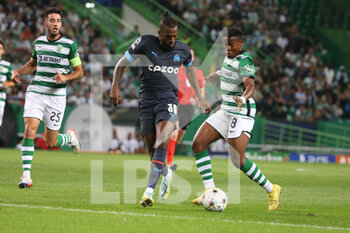 2022-10-12 - Nuno Tavares of Olympique Marseille and Abdul Fatawu Issahaku of Sporting Club Portugal during the UEFA Champions League, Group D football match between Sporting CP and Olympique de Marseille on October 12, 2022 at Jose Alvalade stadium in Lisbon, Portugal - FOOTBALL - CHAMPIONS LEAGUE - SPORTING V MARSEILLE - UEFA CHAMPIONS LEAGUE - SOCCER