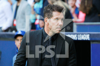 2022-10-12 - Diego Pablo Simeone, head coach of Atletico de Madrid during the UEFA Champions League, Group B football match between Atletico de Madrid and Club Brugge on October 12, 2022 at Civitas Metropolitano stadium in Madrid, Spain - FOOTBALL - CHAMPIONS LEAGUE - ATLETICO MADRID V CLUB BRUGGE - UEFA CHAMPIONS LEAGUE - SOCCER