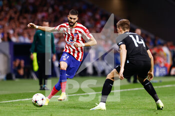2022-10-12 - Yannick Carrasco of Atletico de Madrid and Bjon Meijer of Club Brugge during the UEFA Champions League, Group B football match between Atletico de Madrid and Club Brugge on October 12, 2022 at Civitas Metropolitano stadium in Madrid, Spain - FOOTBALL - CHAMPIONS LEAGUE - ATLETICO MADRID V CLUB BRUGGE - UEFA CHAMPIONS LEAGUE - SOCCER