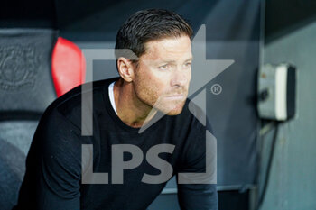 2022-10-12 - Head coach Xabi Alonso of Bayer 04 Leverkusen during the UEFA Champions League, Group B football match between Bayer 04 Leverkusen and FC Porto on October 12, 2022 at the BayArena in Leverkusen, Germany - FOOTBALL - CHAMPIONS LEAGUE - BAYER LEVERKUSEN V FC PORTO - UEFA CHAMPIONS LEAGUE - SOCCER