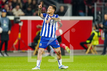 2022-10-12 - Otavio of FC Porto during the UEFA Champions League, Group B football match between Bayer 04 Leverkusen and FC Porto on October 12, 2022 at the BayArena in Leverkusen, Germany - FOOTBALL - CHAMPIONS LEAGUE - BAYER LEVERKUSEN V FC PORTO - UEFA CHAMPIONS LEAGUE - SOCCER