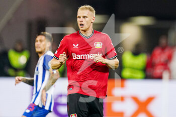 2022-10-12 - Mitchel Bakker of Bayer 04 Leverkusen during the UEFA Champions League, Group B football match between Bayer 04 Leverkusen and FC Porto on October 12, 2022 at the BayArena in Leverkusen, Germany - FOOTBALL - CHAMPIONS LEAGUE - BAYER LEVERKUSEN V FC PORTO - UEFA CHAMPIONS LEAGUE - SOCCER