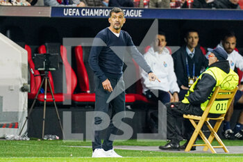 2022-10-12 - Head coach Sergio Conceicao of FC Porto during the UEFA Champions League, Group B football match between Bayer 04 Leverkusen and FC Porto on October 12, 2022 at the BayArena in Leverkusen, Germany - FOOTBALL - CHAMPIONS LEAGUE - BAYER LEVERKUSEN V FC PORTO - UEFA CHAMPIONS LEAGUE - SOCCER