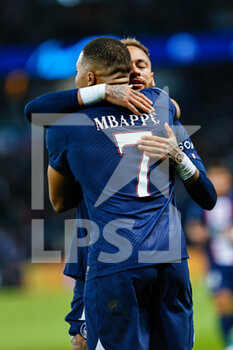 2022-10-25 - Kylian Mbappe of PSG celebrates with Neymar jr during the UEFA Champions League, Group H football match between Paris Saint-Germain and Maccabi Haifa on October 25, 2022 at Parc des Princes stadium in Paris, France - FOOTBALL - CHAMPIONS LEAGUE - PARIS SG V MACCABI HAIFA - UEFA CHAMPIONS LEAGUE - SOCCER