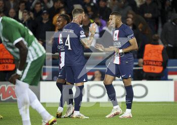 2022-10-25 - Kylian Mbappe of PSG celebrates his goal with Sergio Ramos of PSG (left) during the UEFA Champions League, Group H football match between Paris Saint-Germain (PSG) and Maccabi Haifa on October 25, 2022 at Parc des Princes stadium in Paris, France - FOOTBALL - CHAMPIONS LEAGUE - PARIS SG V MACCABI HAIFA - UEFA CHAMPIONS LEAGUE - SOCCER