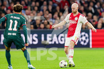 2022-10-26 - Davy Klaassen of Ajax during the UEFA Champions League, Group A football match between Ajax and Liverpool on October 26, 2022 at Johan Cruijff ArenA in Amsterdam, Netherlands - FOOTBALL - CHAMPIONS LEAGUE - AJAX V LIVERPOOL - UEFA CHAMPIONS LEAGUE - SOCCER
