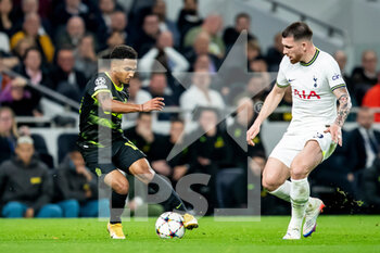 2022-10-26 - Sporting CP forward Marcus Edwards and Pierre-Emile Hojbjerg of Tottenham Hotspur during the UEFA Champions League, Group D football match between Tottenham Hotspur and Sporting CP on October 26, 2022 at Tottenham Hotspur Stadium in London, England - FOOTBALL - CHAMPIONS LEAGUE - TOTTENHAM V SPORTING CP - UEFA CHAMPIONS LEAGUE - SOCCER
