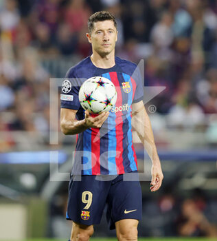 2022-10-26 - Robert Lewandowski of FC Barcelona during the UEFA Champions League, Group C football match between FC Barcelona and Bayern Munich on October 26, 2022 at Spotify Camp Nou stadium in Barcelona, Spain - FOOTBALL - CHAMPIONS LEAGUE - FC BARCELONA V BAYERN MUNICH - UEFA CHAMPIONS LEAGUE - SOCCER