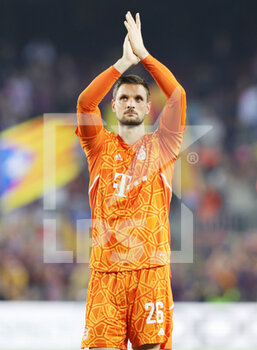 2022-10-26 - Goalkeeper Sven Ulreich of Bayern Munich at full time during the UEFA Champions League, Group C football match between FC Barcelona and Bayern Munich on October 26, 2022 at Spotify Camp Nou stadium in Barcelona, Spain - FOOTBALL - CHAMPIONS LEAGUE - FC BARCELONA V BAYERN MUNICH - UEFA CHAMPIONS LEAGUE - SOCCER