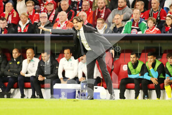 2022-11-01 - Coach Simone Inzaghi of Inter during the UEFA Champions League, Group C football match between Bayern Munich and FC Internazionale on November 1, 2022 at Allianz Arena in Munich, Germany - FOOTBALL - CHAMPIONS LEAGUE - BAYERN MUNICH V INTERNAZIONALE - UEFA CHAMPIONS LEAGUE - SOCCER