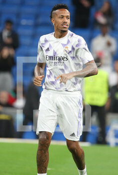 2022-11-02 - Eder Militao of Real Madrid warms up during the UEFA Champions League, Group F football match between Real Madrid CF and Celtic FC on November 2, 2022 at Santiago Bernabeu stadium in Madrid, Spain - FOOTBALL - CHAMPIONS LEAGUE - REAL MADRID V CELTIC - UEFA CHAMPIONS LEAGUE - SOCCER
