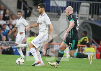 2022-11-02 - Marco Asensio of Real Madrid, Aaron Mooy of Celtic during the UEFA Champions League, Group F football match between Real Madrid CF and Celtic FC on November 2, 2022 at Santiago Bernabeu stadium in Madrid, Spain - FOOTBALL - CHAMPIONS LEAGUE - REAL MADRID V CELTIC - UEFA CHAMPIONS LEAGUE - SOCCER