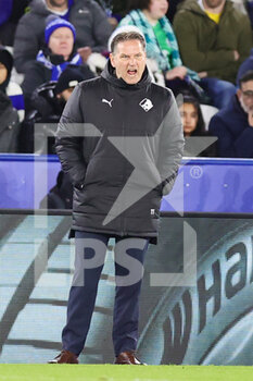 2022-02-17 - Randers Coach Thomas Thomasberg during the UEFA Europa Conference League, Play-off, 1st leg football match between Leicester City and Randers FC on February 17, 2022 at the King Power Stadium in Leicester, England - LEICESTER CITY VS RANDERS FC - UEFA CONFERENCE LEAGUE - SOCCER
