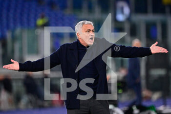 2022-03-17 - Jose’ Mourinho coach (AS Roma) during the UEFA Europa Conference League football match between AS Roma and Vitesse  at The Olympic Stadium in Rome on March 17, 2022. - AS ROMA VS VITESSE - UEFA CONFERENCE LEAGUE - SOCCER