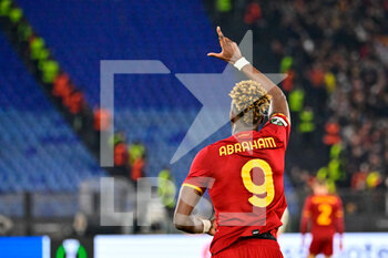 2022-03-17 - Tammy Abraham (AS Roma) celebrates after scoring the goal 1-1 during the UEFA Europa Conference League football match between AS Roma and Vitesse  at The Olympic Stadium in Rome on March 17, 2022. - AS ROMA VS VITESSE - UEFA CONFERENCE LEAGUE - SOCCER