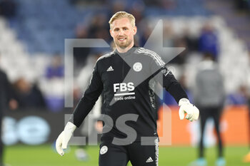 2022-03-10 - Leicester City Goalkeeper Kasper Schmeichel before the UEFA Conference League, Round of 16, 1st leg football match between Leicester City and Stade Rennais (Rennes) on March 10, 2022 at King Power Stadium in Leicester, England - LEICESTER CITY VS STADE RENNAIS (RENNES) - UEFA CONFERENCE LEAGUE - SOCCER
