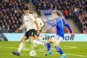 2022-03-10 - Leicester City Midfielder Harvey Barnes (7) and Nayef Aguerd of Rennes during the UEFA Conference League, Round of 16, 1st leg football match between Leicester City and Stade Rennais (Rennes) on March 10, 2022 at King Power Stadium in Leicester, England - LEICESTER CITY VS STADE RENNAIS (RENNES) - UEFA CONFERENCE LEAGUE - SOCCER