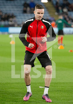 2022-03-10 - Benjamin Bourigeaud of Stade Rennais warms up during the UEFA Conference League, Round of 16, 1st leg football match between Leicester City and Stade Rennais (Rennes) on March 10, 2022 at King Power Stadium in Leicester, England - LEICESTER CITY VS STADE RENNAIS (RENNES) - UEFA CONFERENCE LEAGUE - SOCCER
