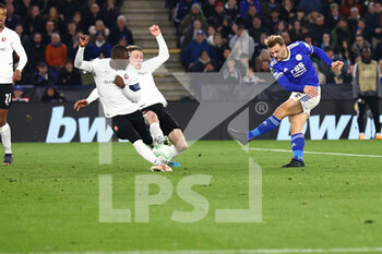 2022-03-10 - Leicester City Midfielder Kiernan Dewsbury-Hall (22) has his shot blocked during the UEFA Conference League, Round of 16, 1st leg football match between Leicester City and Stade Rennais (Rennes) on March 10, 2022 at King Power Stadium in Leicester, England - LEICESTER CITY VS STADE RENNAIS (RENNES) - UEFA CONFERENCE LEAGUE - SOCCER