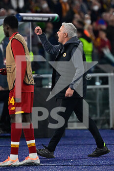 2022-04-14 - Jose’ Mourinho coach (AS Roma) during the UEFA Europa Conference League football match between AS Roma and FK Bodo/Glimt at The Olympic Stadium in Rome on April 14, 2022. - AS ROMA VS FK BODO/GLIMT - UEFA CONFERENCE LEAGUE - SOCCER