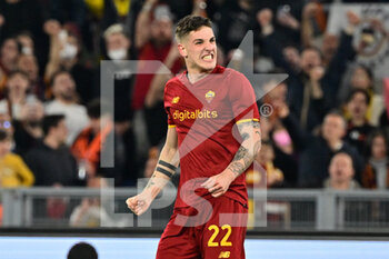 2022-04-14 - Nicolo' Zaniolo (AS Roma) during the UEFA Europa Conference League football match between AS Roma and FK Bodo/Glimt at The Olympic Stadium in Rome on April 14, 2022. - AS ROMA VS FK BODO/GLIMT - UEFA CONFERENCE LEAGUE - SOCCER