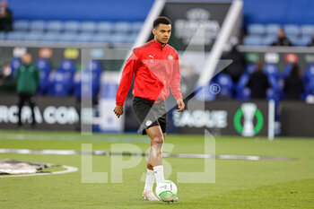 2022-04-07 - Adrian Fein (11) of PSV Eindhoven warms up during the UEFA Europa Conference League, Quarter-finals, 1st leg football match between Leicester City and PSV Eindhoven on April 7, 2022 at the King Power Stadium in Leicester, England - LEICESTER CITY VS PSV EINDHOVEN - UEFA CONFERENCE LEAGUE - SOCCER