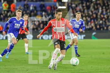 2022-04-07 - Mauro Junior (17) of PSV Eindhoven during the UEFA Europa Conference League, Quarter-finals, 1st leg football match between Leicester City and PSV Eindhoven on April 7, 2022 at the King Power Stadium in Leicester, England - LEICESTER CITY VS PSV EINDHOVEN - UEFA CONFERENCE LEAGUE - SOCCER