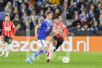 2022-04-07 - Timoty Castagne (27) of Leicester City, Mohammed Ihattaren (10) of PSV Eindhoven during the UEFA Europa Conference League, Quarter-finals, 1st leg football match between Leicester City and PSV Eindhoven on April 7, 2022 at the King Power Stadium in Leicester, England - LEICESTER CITY VS PSV EINDHOVEN - UEFA CONFERENCE LEAGUE - SOCCER