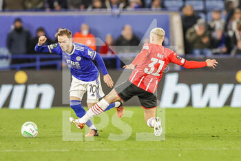 2022-04-07 - Philipp Max (31) of PSV Eindhoven brings down James Maddison (10) of Leicester City during the UEFA Europa Conference League, Quarter-finals, 1st leg football match between Leicester City and PSV Eindhoven on April 7, 2022 at the King Power Stadium in Leicester, England - LEICESTER CITY VS PSV EINDHOVEN - UEFA CONFERENCE LEAGUE - SOCCER
