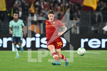 2022-05-05 - Nicola Zalewski (AS Roma) during the UEFA Europa Conference League football match between AS Roma and Leicester City at The Olympic Stadium in Rome on May 05, 2022. - AS ROMA VS LEICESTER - UEFA CONFERENCE LEAGUE - SOCCER