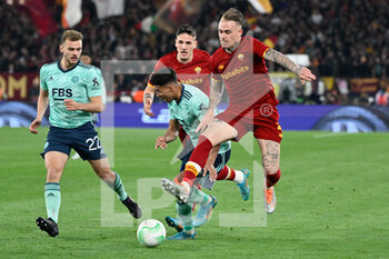 2022-05-05 - Rick Karsdorp (AS Roma) during the UEFA Europa Conference League football match between AS Roma and Leicester City at The Olympic Stadium in Rome on May 05, 2022. - AS ROMA VS LEICESTER - UEFA CONFERENCE LEAGUE - SOCCER
