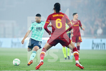 2022-05-05 - Youri Tielemans of Leicester City kicks the ball during the UEFA Conference League, Semi-finals, 2nd leg football match between AS Roma and Leicester City on May 5, 2022 at Stadio Olimpico in Rome, Italy - AS ROMA VS LEICESTER CITY - UEFA CONFERENCE LEAGUE - SOCCER