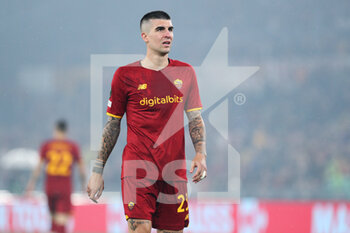 2022-05-05 - Gianluca Mancini of Roma looks on during the UEFA Conference League, Semi-finals, 2nd leg football match between AS Roma and Leicester City on May 5, 2022 at Stadio Olimpico in Rome, Italy - AS ROMA VS LEICESTER CITY - UEFA CONFERENCE LEAGUE - SOCCER