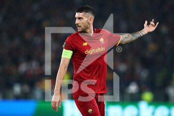 2022-05-05 - Lorenzo Pellegrini of Roma gestures during the UEFA Conference League, Semi-finals, 2nd leg football match between AS Roma and Leicester City on May 5, 2022 at Stadio Olimpico in Rome, Italy - AS ROMA VS LEICESTER CITY - UEFA CONFERENCE LEAGUE - SOCCER