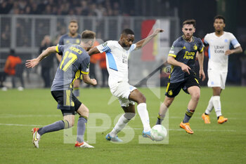 2022-05-05 - Cedric Bakambu of Marseille, Orkun Kokcu of Feyenoord during the UEFA Europa Conference League semi-final second leg football match between Olympique de Marseille (OM) and Feyenoord Rotterdam on May 5, 2022 at Stade Velodrome in Marseille, France - OLYMPIQUE DE MARSEILLE (OM) VS FEYENOORD ROTTERDAM - UEFA CONFERENCE LEAGUE - SOCCER