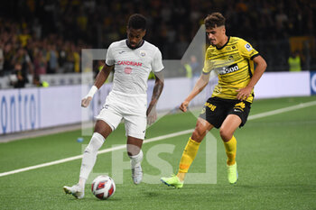 2022-08-18 - August 18, 2022, Bern, Wankdorf, Conference League Play-off: BSC Young Boys - RSC Anderlecht, #62 Michael Murillo (Anderlecht) against #22 Donat Rrudhani (Young Boys). - CONFERENCE LEAGUE PLAYOFF: BSC YOUNG BOYS - RSC ANDERLECHT - UEFA CONFERENCE LEAGUE - SOCCER