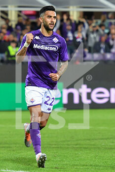 2022-10-13 - Nicolas Gonzalez (ACF Fiorentina) celebrates after scoring a goal - ACF FIORENTINA VS HEART OF MIDLOTHIAN FC - UEFA CONFERENCE LEAGUE - SOCCER