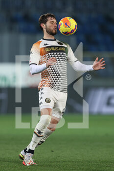 2022-01-12 - Tanner Tessmann (Venezia FC) in action - ATALANTA BC VS VENEZIA FC - ITALIAN CUP - SOCCER