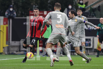 2022-01-13 - Rade Krunic of AC Milan in action during the Coppa Italia 2021/22 football match between AC Milan and Genoa CFC at Giuseppe Meazza Stadium, Milan, Italy on January 13, 2022 - AC MILAN VS GENOA CFC - ITALIAN CUP - SOCCER