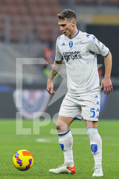 2022-01-19 - Leo Stulac of Empoli FC in action during the Coppa Italia 2021/22 football match between FC Internazionale and Empoli FC at Giuseppe Meazza Stadium, Milan, Italy on January 19, 2022 - INTER - FC INTERNAZIONALE VS EMPOLI FC - ITALIAN CUP - SOCCER