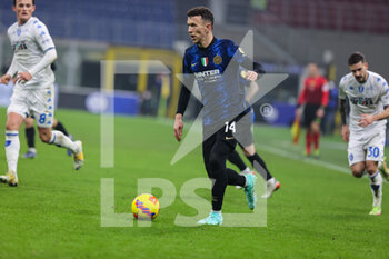 2022-01-19 - Ivan Perisic of FC Internazionale in action during the Coppa Italia 2021/22 football match between FC Internazionale and Empoli FC at Giuseppe Meazza Stadium, Milan, Italy on January 20, 2022 - INTER - FC INTERNAZIONALE VS EMPOLI FC - ITALIAN CUP - SOCCER