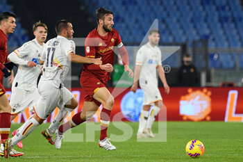 2022-01-20 - Bryan Cristante (AS Roma)  during the Coppa Italia Frecciarossa round of 16 match between AS Roma vs US Lecce at the Olimpic Stadium in Rome on 20 January 2022. - AS ROMA VS US LECCE - ITALIAN CUP - SOCCER