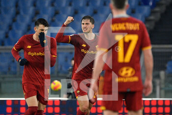 2022-01-20 - Marash Kumbulla (AS Roma) celebrates after scoring the goal 1-1 during the Coppa Italia Frecciarossa round of 16 match between AS Roma vs US Lecce at the Olimpic Stadium in Rome on 20 January 2022. - AS ROMA VS US LECCE - ITALIAN CUP - SOCCER