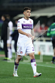 2022-02-10 - Luca Martinez Quarta (ACF Fiorentina) leaves the pitch after being sent off with a red card - ATALANTA BC VS ACF FIORENTINA - ITALIAN CUP - SOCCER