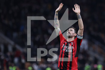 2022-02-09 - Alessio Romagnoli of AC Milan celebrates the victory at the end of the match during the Coppa Italia 2021/22 football match between AC Milan and SS Lazio at Giuseppe Meazza Stadium, Milan, Italy on February 09, 2022 - AC MILAN VS SS LAZIO - ITALIAN CUP - SOCCER