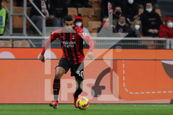 2022-02-09 - Junior Messias of AC Milan in action during the Coppa Italia 2021/22 football match between AC Milan and SS Lazio at Giuseppe Meazza Stadium, Milan, Italy on February 09, 2022 - AC MILAN VS SS LAZIO - ITALIAN CUP - SOCCER