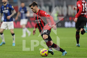 2022-03-01 - Brahim Diaz of AC Milan in action during the Coppa Italia 2021/22 football match between AC Milan and FC Internazionale at Giuseppe Meazza Stadium, Milan, Italy on March 01, 2022 - AC MILAN VS FC INTERNAZIONALE - ITALIAN CUP - SOCCER