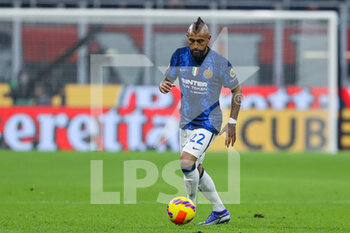 2022-03-01 - Arturo Vidal of FC Internazionale in action during the Coppa Italia 2021/22 football match between AC Milan and FC Internazionale at Giuseppe Meazza Stadium, Milan, Italy on March 01, 2022 - AC MILAN VS FC INTERNAZIONALE - ITALIAN CUP - SOCCER